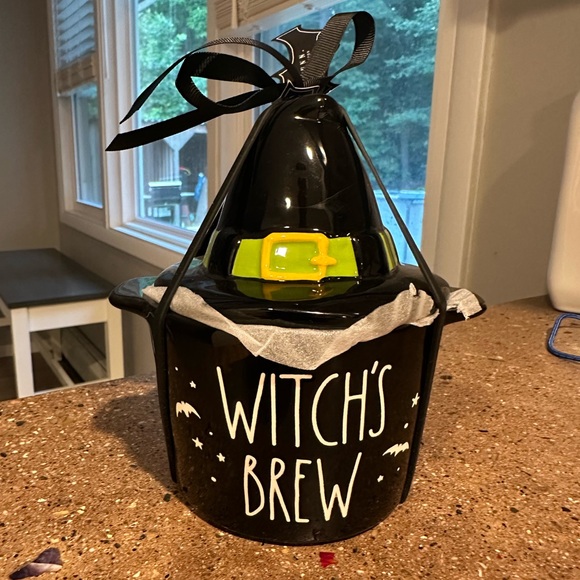 New Rae Dunn Witch’s brew baking dish - Picture 1 of 6